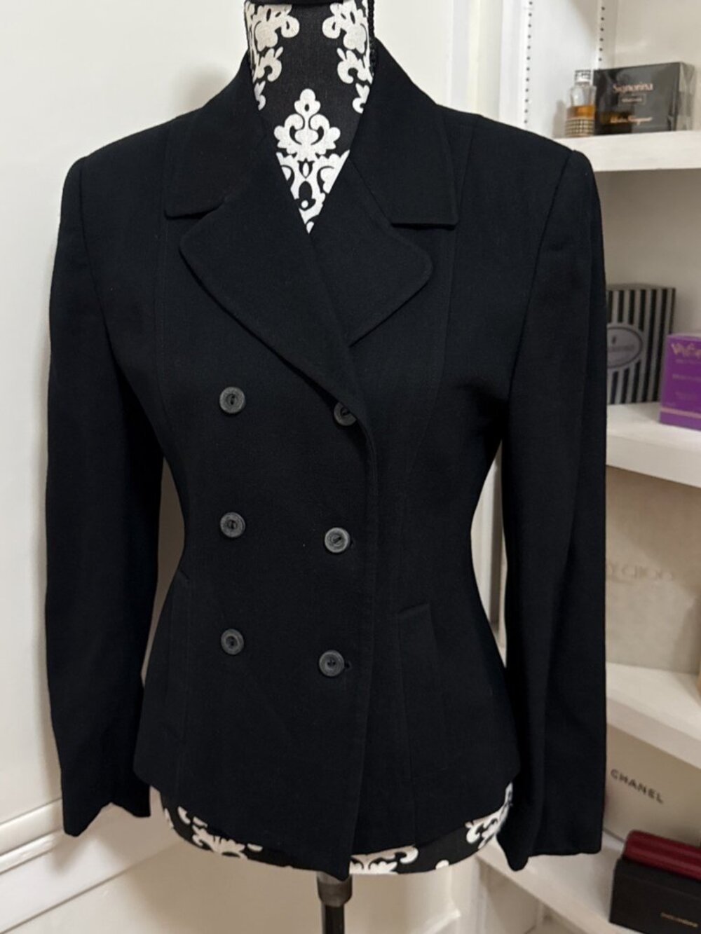 Jones New York Black Double Breasted 100% worsted wool Blazer Suit Jacket Size 6